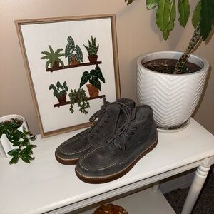 Timberland Men's Dark Gray Chukka Boots